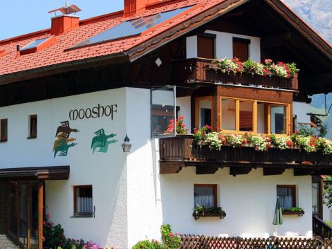 Haus Mooshof, Lermoos