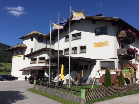 Alpenstern rooms and suites *** Lermoos, Lermoos