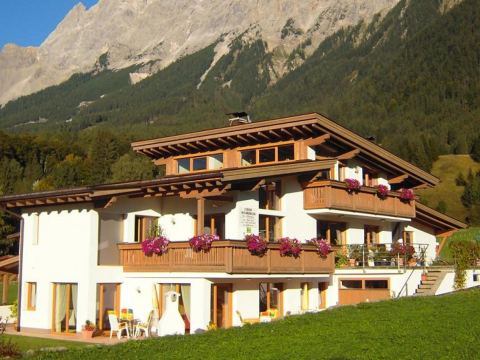Haus Angelika, Ehrwald